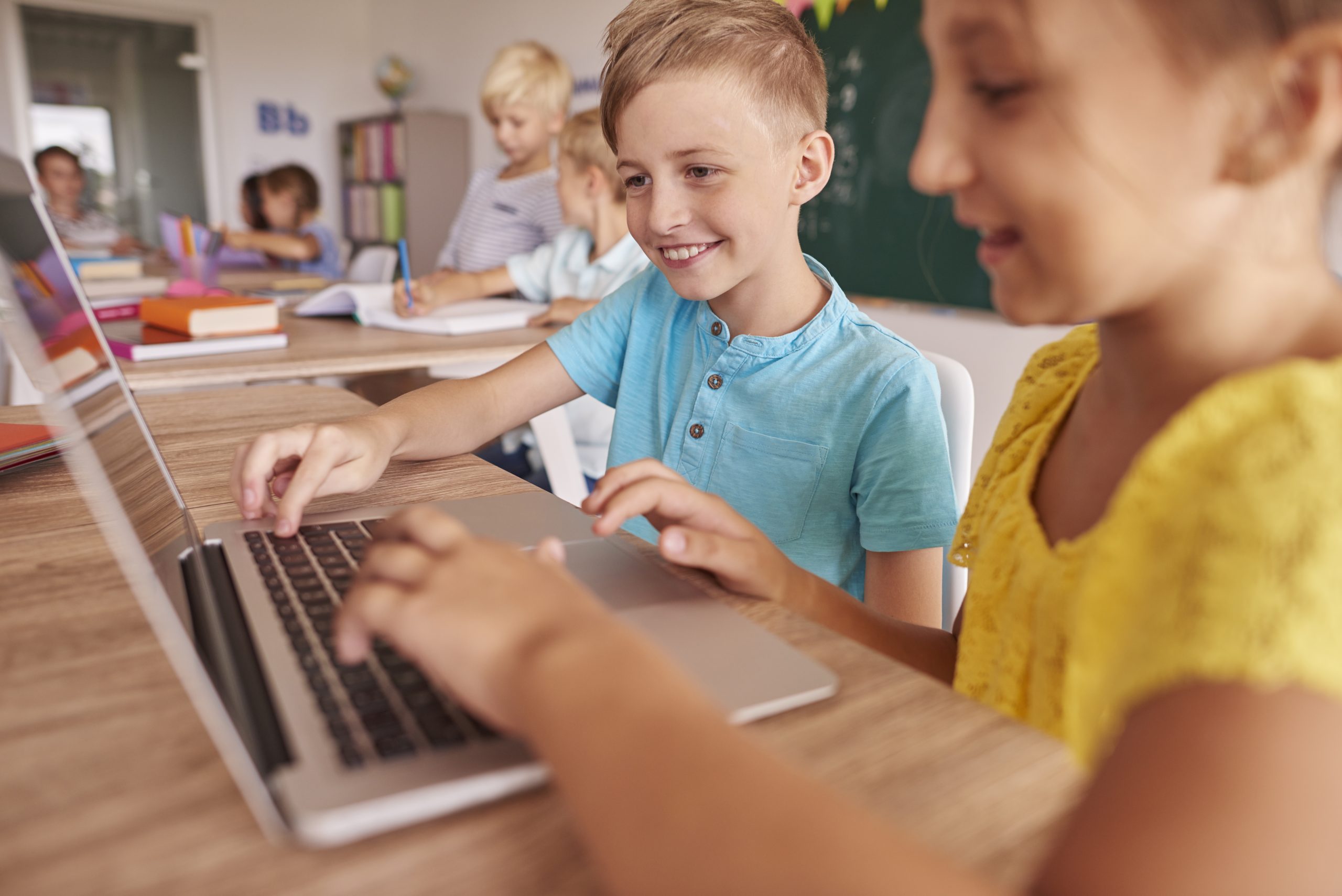 3 hours without parents — workshops by Bajtel Koduje Foundation